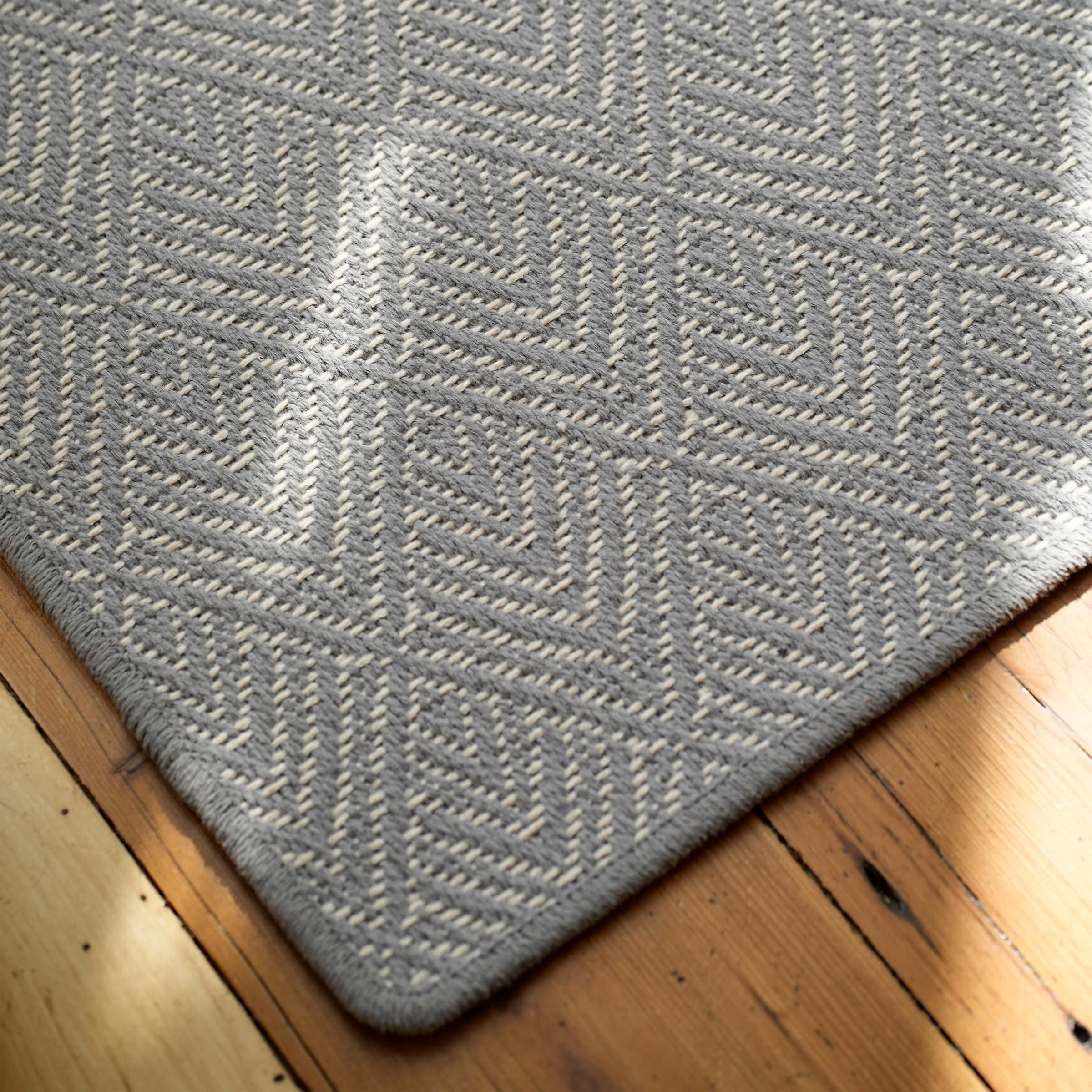 The Everweave - Feathercrest (Ash) / Doormat
