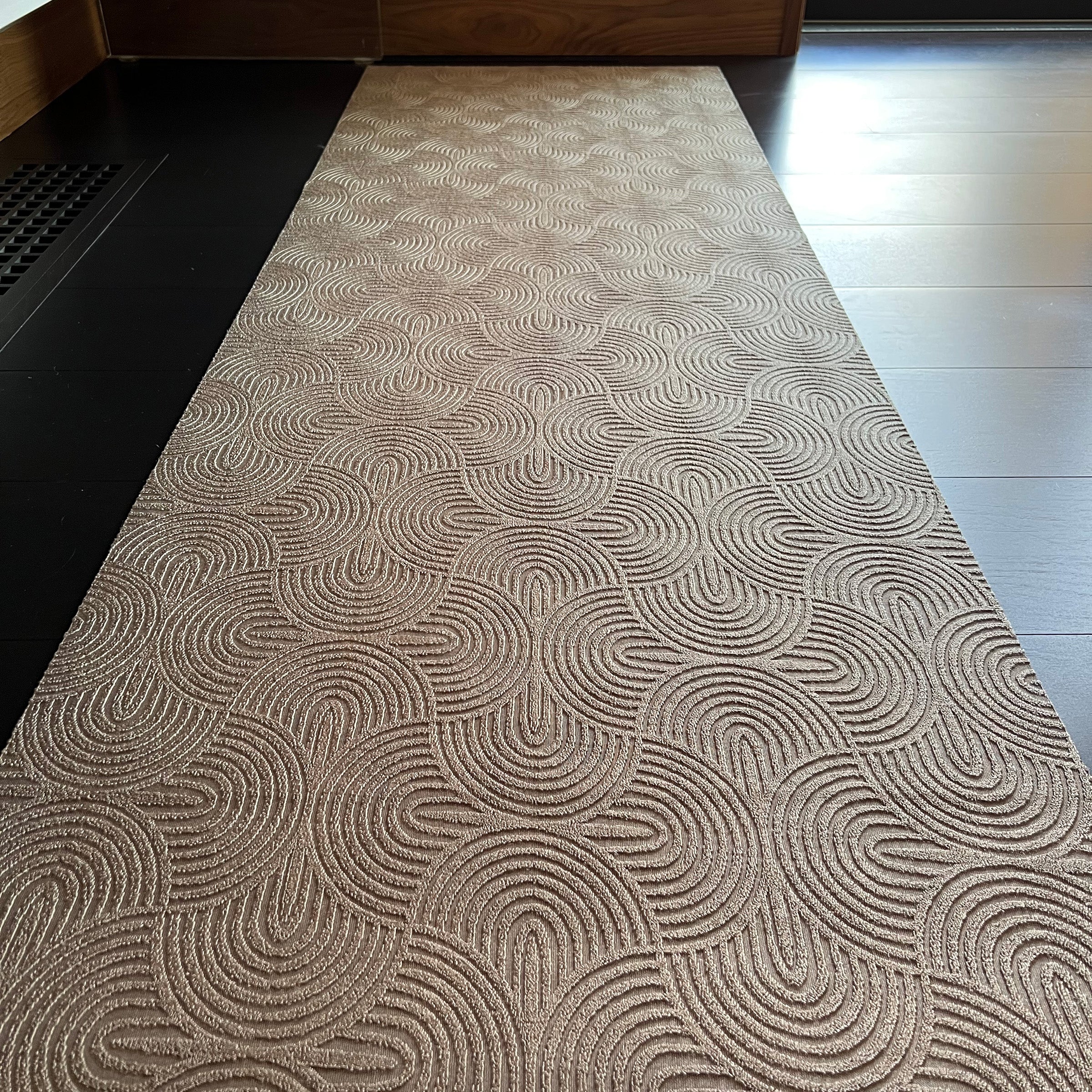 The Insider - Dreamweaver (Mocha) / Runner