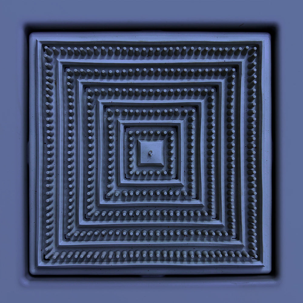 The Outlier - Marine / Swatch